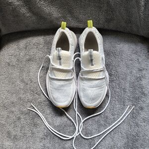 SOREL Women's Kinetic Impact Lace Sneakers White Sz 8 Activewear Running Gym